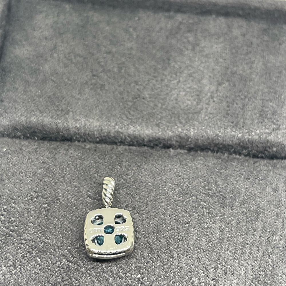David Yurman Petite Albion Pendant with Blue Topaz and Diamonds - Picture 6 of 10